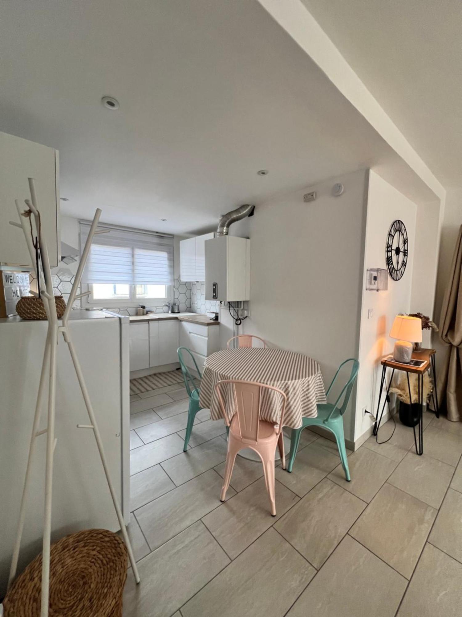 Le Bellevue - T3 - Gare & Les Jardins Darcy - Parking Free Apartment Dijon Luaran gambar