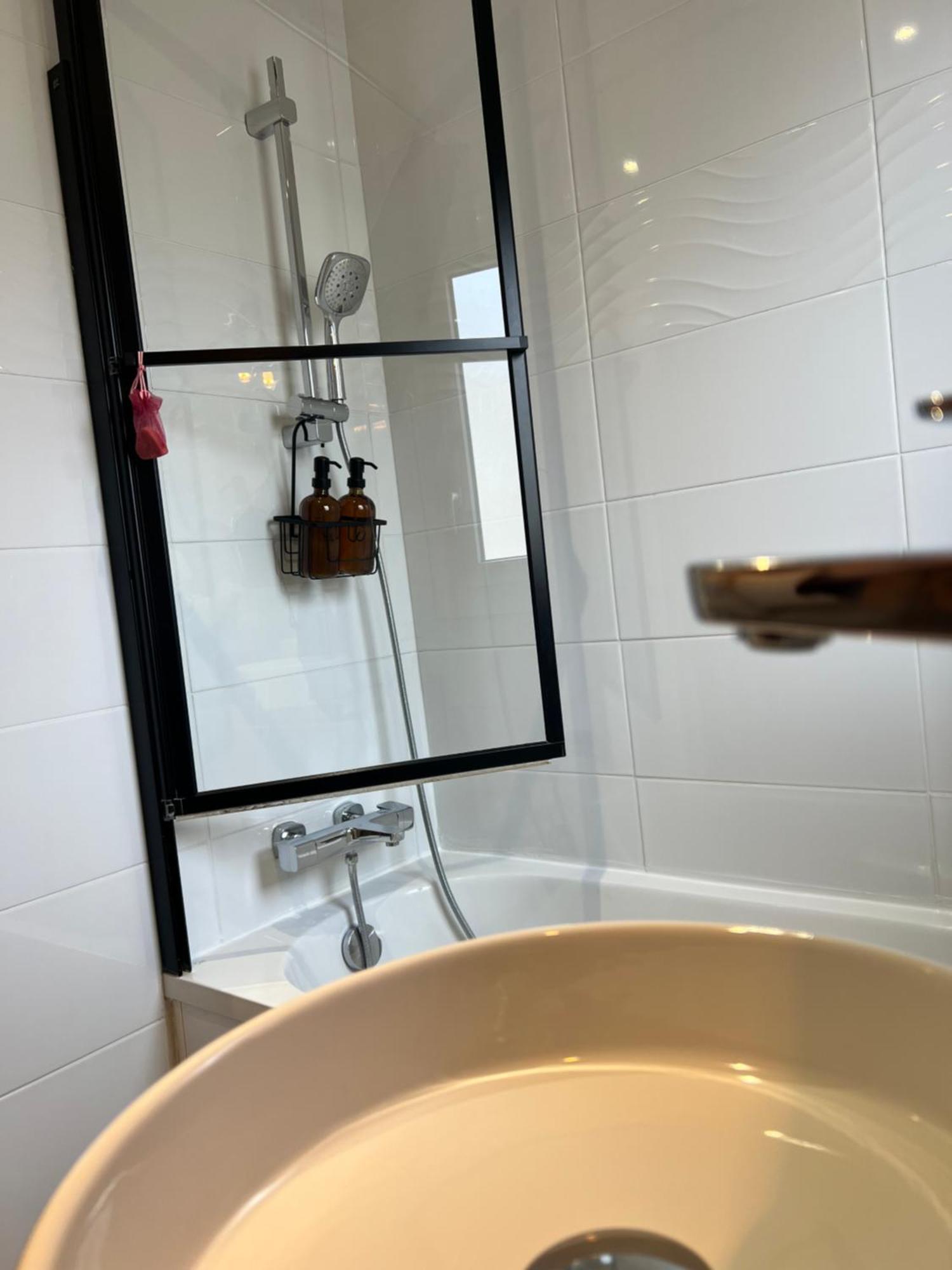 Le Bellevue - T3 - Gare & Les Jardins Darcy - Parking Free Apartment Dijon Luaran gambar
